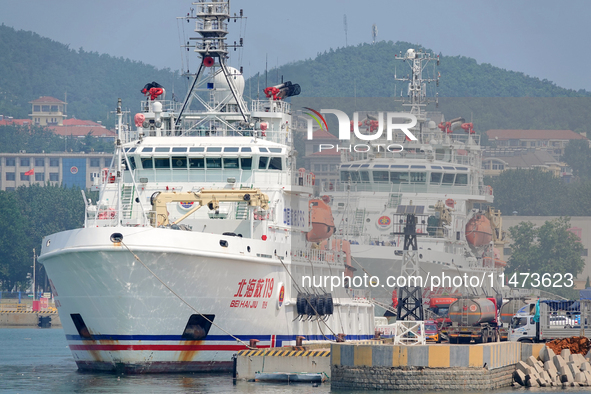 The ''Beihai Rescue 101'' and ''Beihai Rescue 119'' rescue ships are on standby at the Beihai Rescue Bureau of the Ministry of Transport in...