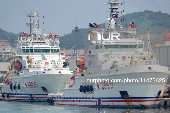 The ''Beihai Rescue 101'' and ''Beihai Rescue 119'' rescue ships are on standby at the Beihai Rescue Bureau of the Ministry of Transport in...