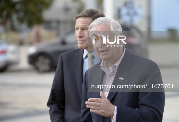 United States Senators Richard Blumenthal (L) and Lindsey Graham are holding a briefing in Mykhailivska Square outside the St. Michael's Gol...