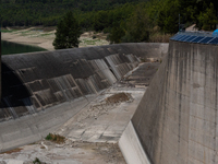 With the release of the last 2 million cubic meters of water still available for irrigation use, the Occhito dam, the largest artificial res...