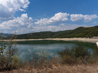 With the release of the last 2 million cubic meters of water still available for irrigation use, the Occhito dam, the largest artificial res...