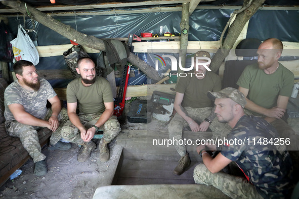 Servicemen of the Motorised Rifle Battalion of the 93rd Kholodnyi Yar Separate Mechanized Brigade of the Ukrainian Armed Forces are at the p...