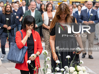 Affected families and politicians are participating in an act of tribute to the victims of the terrorist attacks that took place on August 1...