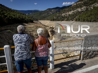 The Ulldecona reservoir in southern Catalonia, 2 hours from Barcelona, is being well below 1% of its water capacity. Despite the rains of re...