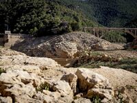 The Ulldecona reservoir in southern Catalonia, 2 hours from Barcelona, is being well below 1% of its water capacity. Despite the rains of re...