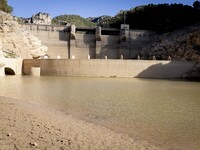 The Ulldecona reservoir in southern Catalonia, 2 hours from Barcelona, is being well below 1% of its water capacity. Despite the rains of re...