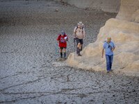 The Ulldecona reservoir in southern Catalonia, 2 hours from Barcelona, is being well below 1% of its water capacity. Despite the rains of re...