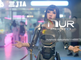 An intelligent bionic ''beauty'' robot is performing and interacting with citizens to answer questions at a shopping mall in Hangzhou, China...