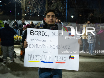 Venezuelans in Santiago, Chile, on August 17, 2024, are holding a demonstration in support of Edmundo Gonzalez, the opposition candidate run...