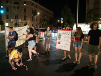 Israeli police officers are moving demonstrators blocking a street during a protest in Jerusalem, Israel, on August 20, 2024. People are gat...