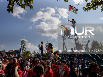 Thousands are marching outside the DNC in Chicago, Illinois, on August 19, 2024, to protest the war on Gaza. At the end of the march, a grou...