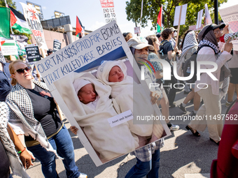 Thousands are marching outside the DNC in Chicago, Illinois, on August 19, 2024, to protest the war on Gaza. At the end of the march, a grou...