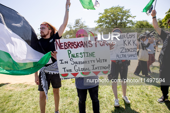 Thousands are marching outside the DNC in Chicago, Illinois, on August 19, 2024, to protest the war on Gaza. At the end of the march, a grou...