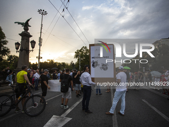 Protesters march and blockade the key intersection Eagle's Bridge in Sofia, Bulgaria, on August 21, 2024, demanding the resignation of caret...