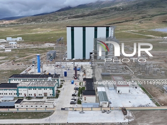 The world's highest altitude, largest headroom size, and strongest comprehensive test capacity of high-altitude UHV test base of State Grid...