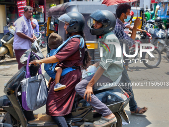 A busy street in the Chalai market in Thiruvananthapuram, Kerala, India, on April 13, 2024. The Chalai Market (Chalai bazaar) is Kerala's ol...