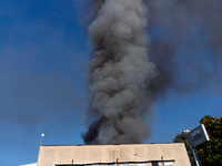 A fire breaks out at dawn on Saturday, August 24, in a food company in Pozzuoli, in the province of Naples. The blaze, still ongoing at arou...