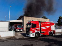 A fire breaks out at dawn on Saturday, August 24, in a food company in Pozzuoli, in the province of Naples. The blaze, still ongoing at arou...