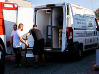 A fire breaks out at dawn on Saturday, August 24, in a food company in Pozzuoli, in the province of Naples. The blaze, still ongoing at arou...