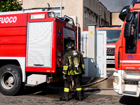 A fire breaks out at dawn on Saturday, August 24, in a food company in Pozzuoli, in the province of Naples. The blaze, still ongoing at arou...