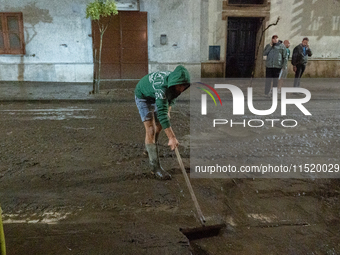 A flash flood occurs in Baiano, in the province of Avellino, on August 27. In the late afternoon, the streets become torrents of mud that in...