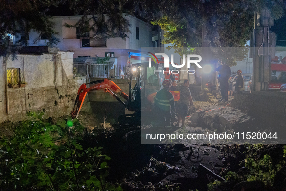 The search for the two missing people in Talanico, a hamlet of San Felice a Cancello in the province of Caserta, continues non-stop even in...