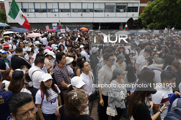 Students and workers of the Faculty of Law of the UNAM protest on August 28, 2024, at the University City facilities in Mexico City, Mexico,...