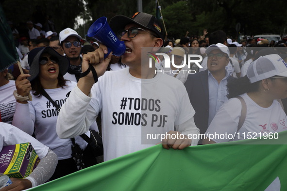 Students and workers of the Faculty of Law of the UNAM protest on August 28, 2024, at the University City facilities in Mexico City, Mexico,...