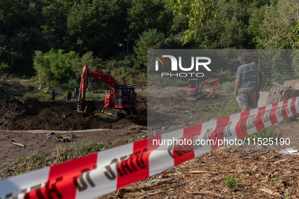 The search for the two missing people in San Felice a Cancello, in the Caserta area, continues unabated. Mother and son are swept away by th...