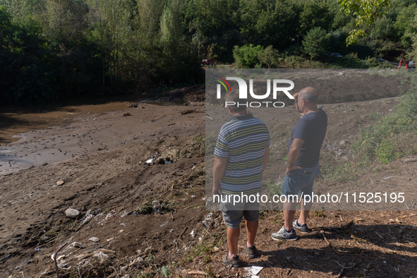 The search for the two missing people in San Felice a Cancello, in the Caserta area, continues unabated. Mother and son are swept away by th...