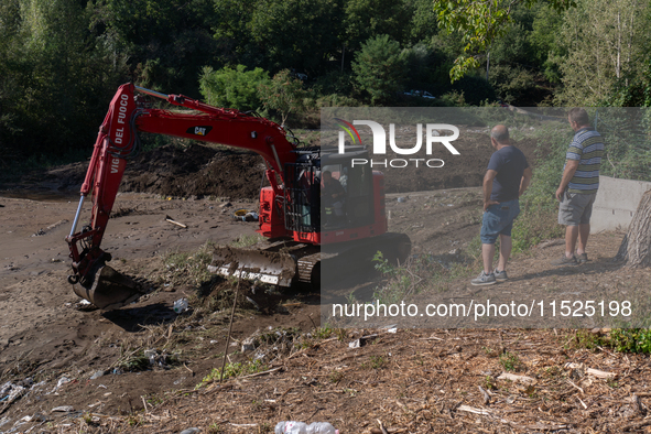 The search for the two missing people in San Felice a Cancello, in the Caserta area, continues unabated. Mother and son are swept away by th...