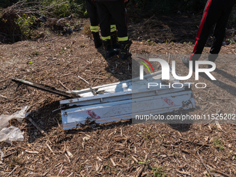 The search for the two missing people in San Felice a Cancello, in the Caserta area, continues unabated. Mother and son are swept away by th...