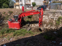 The search for the two missing people in San Felice a Cancello, in the Caserta area, continues unabated. Mother and son are swept away by th...