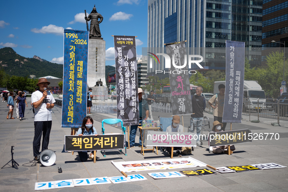 Citizen groups hold a press conference at Gwanghwamun Square in Seoul, South Korea, on August 30, 2024. Thirteen years after the humidifier...