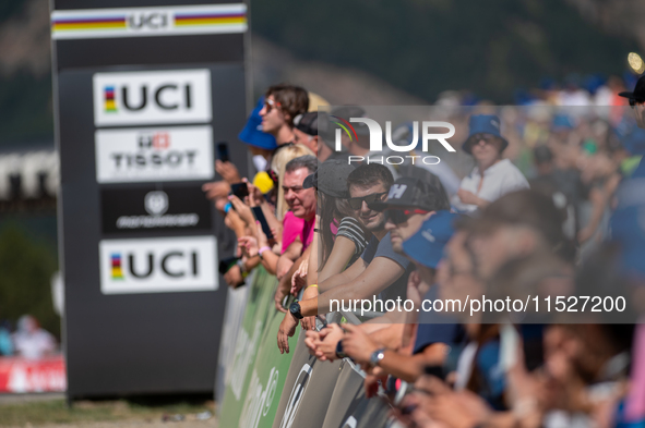 Fans attend the UCI Mountain Bike World Championships CROSS-COUNTRY OLYMPIC MEN JUNIOR in Pal Arinsal, Andorra, on August 30, 2024. 