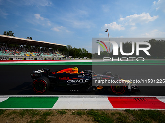 Sergio Perez of Red Bull Racing Honda drives his single-seater during qualifying of the Italian GP, the 16th round of the Formula 1 World Ch...