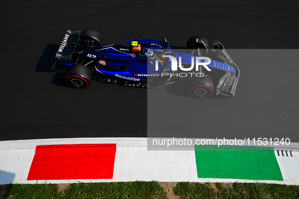 Franco Colapinto of Williams Racing drives his single-seater during qualifying for the Italian GP, the 16th round of the Formula 1 World Cha...