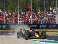 Max Verstappen of the Netherlands drives the Oracle Red Bull Racing RB20 Honda RBPT during the Formula 1 Pirelli Gran Premio d'Italia 2024 i...