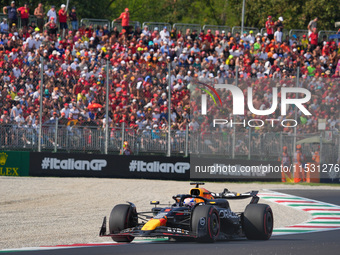 Max Verstappen of the Netherlands drives the Oracle Red Bull Racing RB20 Honda RBPT during the Formula 1 Pirelli Gran Premio d'Italia 2024 i...