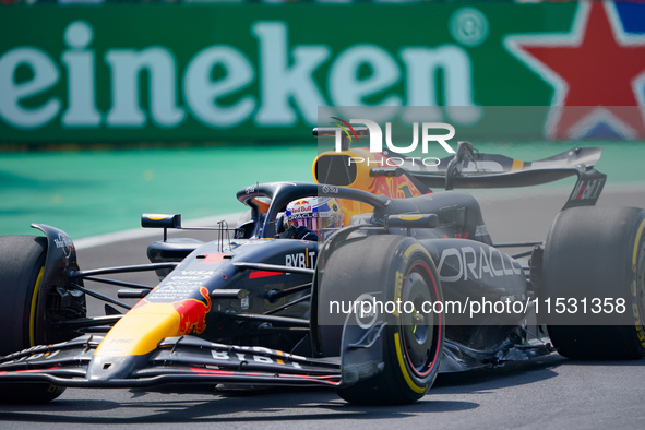 Max Verstappen of the Netherlands drives the Oracle Red Bull Racing RB20 during FP3 of the Formula 1 Pirelli Gran Premio d'Italia 2024 in Mo...