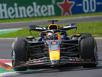 Max Verstappen of the Netherlands drives the Oracle Red Bull Racing RB20 Honda RBPT during the Formula 1 Pirelli Gran Premio d'Italia 2024 i...