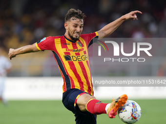 Ylber Ramadani of US Lecce is in action during the Serie A match between Lecce and Cagliari in Lecce, Italy, on August 31, 2024. (