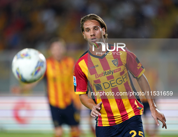 Antonino Gallo of Us Lecce is in action during the Serie A match between Lecce and Cagliari in Lecce, Italy, on August 31, 2024. 