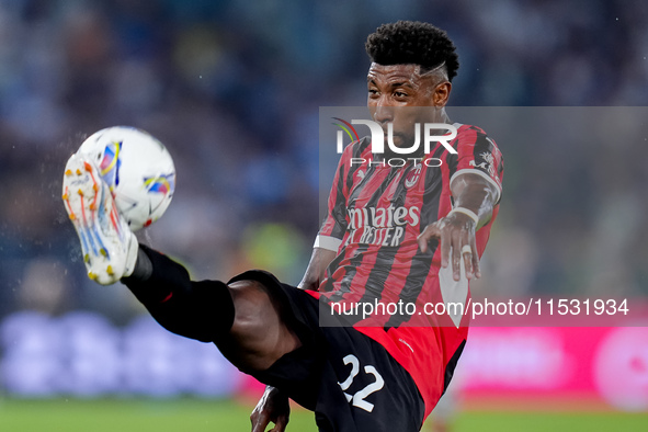 Emerson Royal of AC Milan controls the ball during the Serie A Enilive match between SS Lazio and AC Milan at Stadio Olimpico on Aug 31, 202...