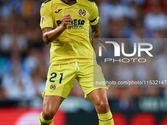 Yeremy Pino of Villarreal CF is in action during the LaLiga EA Sports match between Valencia CF and Villarreal CF at Mestalla stadium in Val...