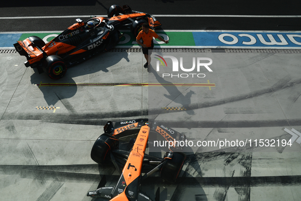 Oscar Piastri of McLaren during qualifying ahead of the Formula 1 Italian Grand Prix at Autodromo Nazionale di Monza in Monza, Italy on Augu...