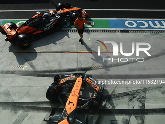 Oscar Piastri of McLaren during qualifying ahead of the Formula 1 Italian Grand Prix at Autodromo Nazionale di Monza in Monza, Italy on Augu...