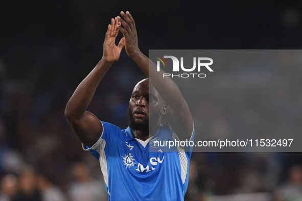 Romelu Lukaku of SSC Napoli applauds fans at the end of the Serie A match between SSC Napoli and Parma Calcio at Stadio Diego Armando Marado...