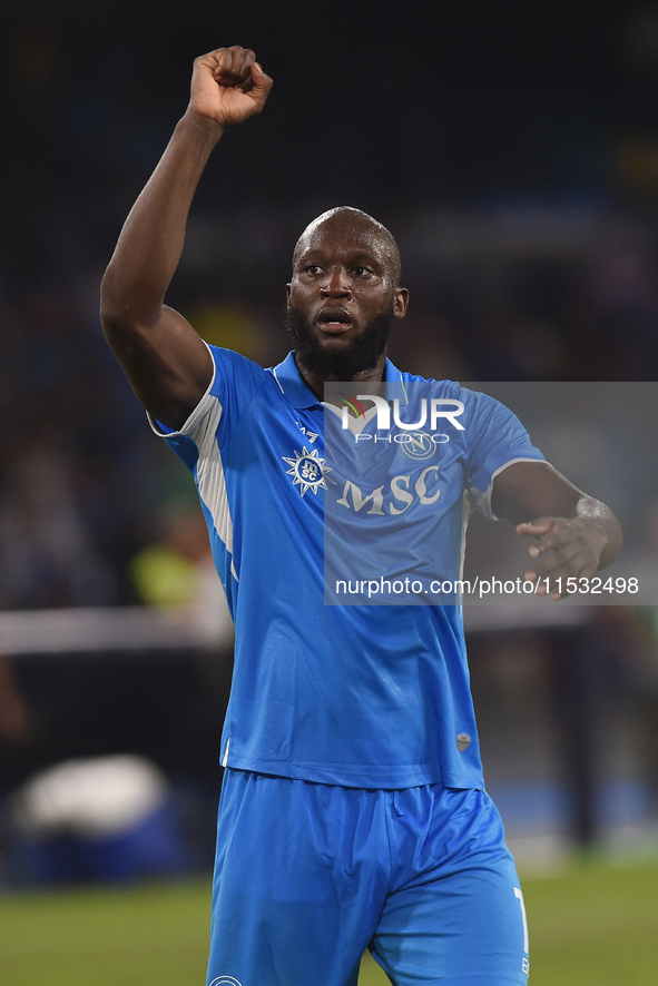 Romelu Lukaku of SSC Napoli applauds fans at the end of the Serie A match between SSC Napoli and Parma Calcio at Stadio Diego Armando Marado...