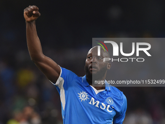 Romelu Lukaku of SSC Napoli applauds fans at the end of the Serie A match between SSC Napoli and Parma Calcio at Stadio Diego Armando Marado...